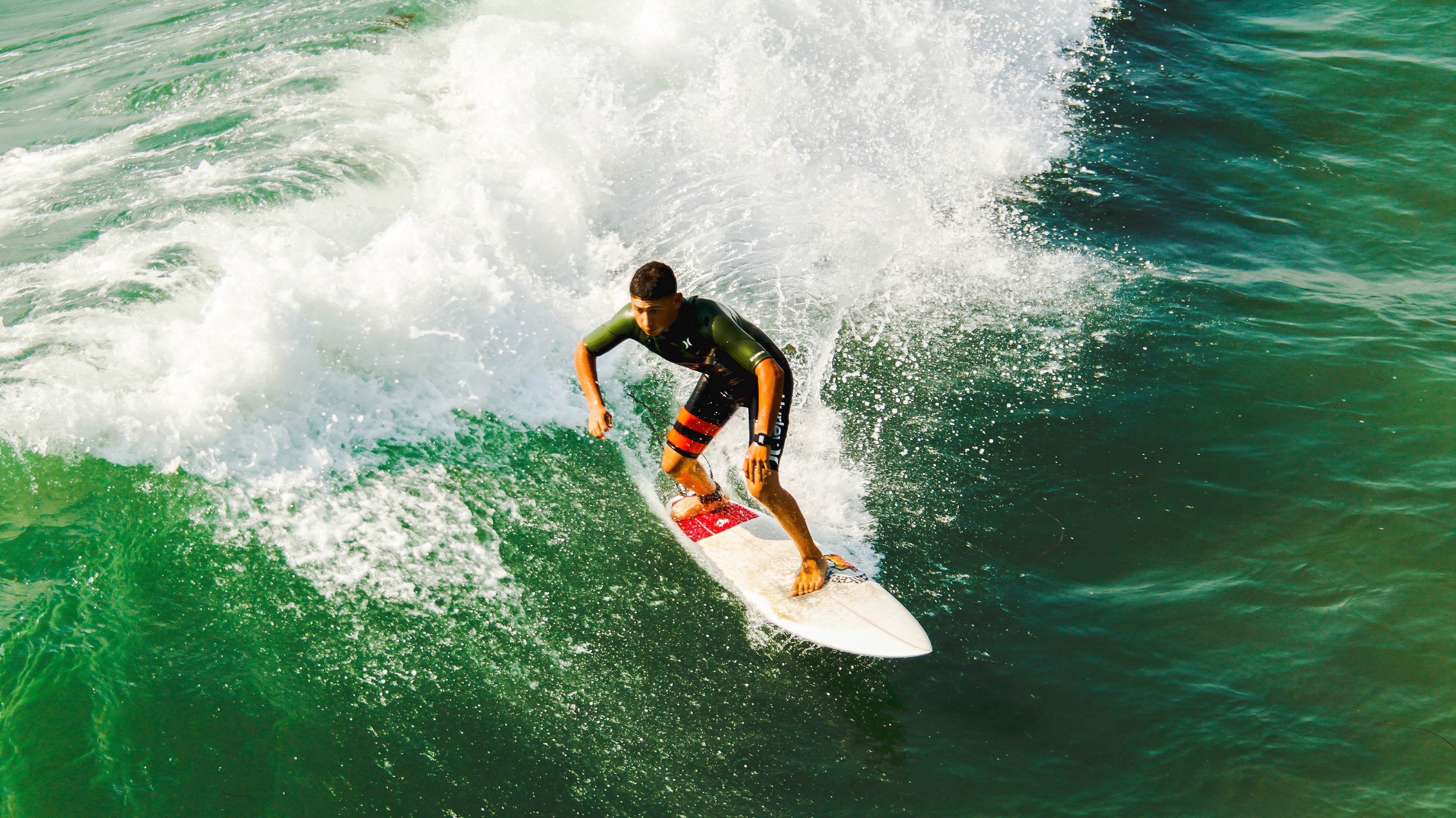布伦森狂砍40分带队大胜！猛龙全面压制深圳队暴露中国篮球三大顽疾