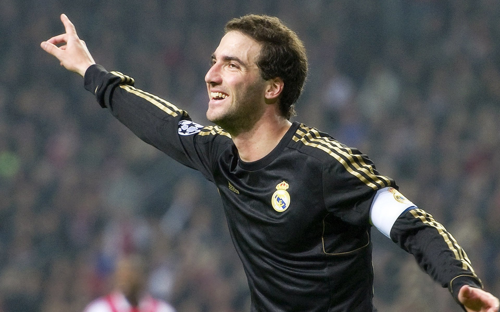 沙漠风暴席卷美利坚，当突尼斯用一脚世界波击碎帝国黄昏